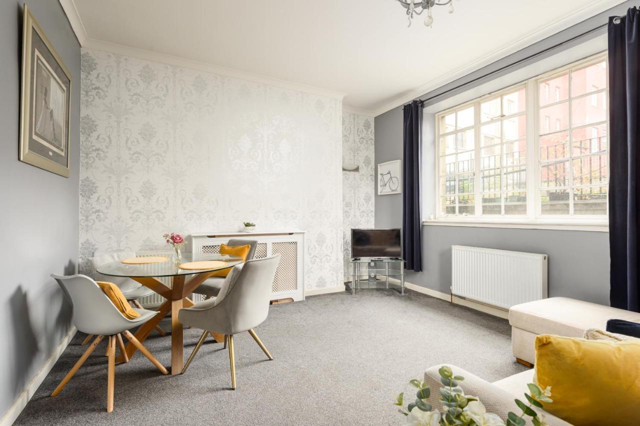 2 BR Royal Mile Apartment Edinburgh Dış mekan fotoğraf
